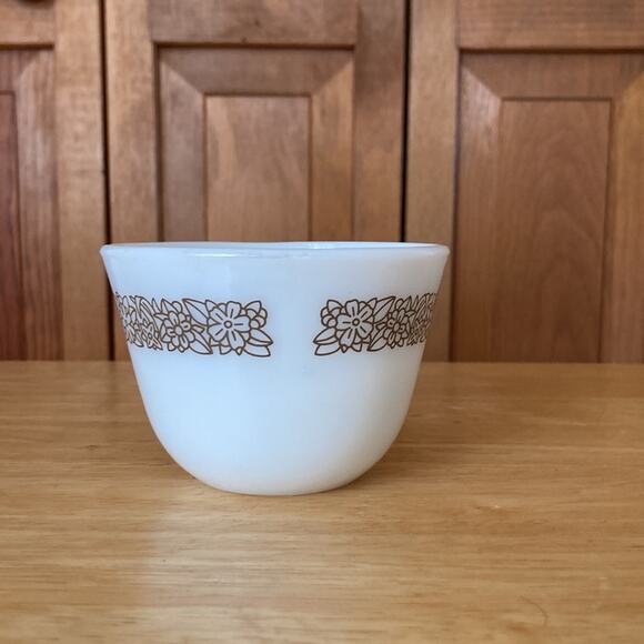 Vintage Pyrex “Woodland Brown” Tea Cup - Picture 5 of 11